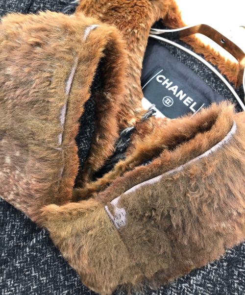 CHANEL（シャネル）CHANEL (シャネル) ラパンファーウールツイードジャケット ダークグレー×ブラウン サイズ:38の古着・服飾アイテム