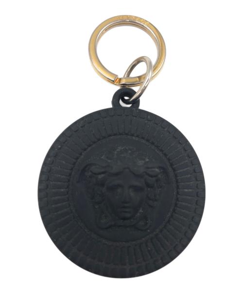 VERSACE（ヴェルサーチェ）VERSACE (ヴェルサーチェ) メデューサキーホルダー ブラック×ゴールドの古着・服飾アイテム