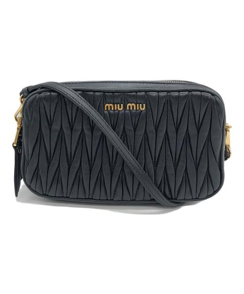 MIU MIU（ミュウミュウ）MIU MIU (ミュウミュウ) マテラッセミニショルダーバッグ ブラックの古着・服飾アイテム