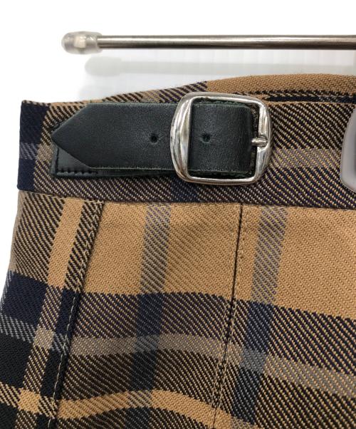 O'NEIL OF DUBLIN（オニールオブダブリン）O'NEIL OF DUBLIN (オニールオブダブリン) キルトスカート ブラウン×ネイビー サイズ:44の古着・服飾アイテム