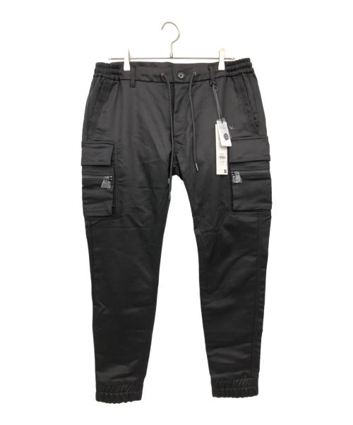 1PIU1UGUALE3 RELAX（ウノピゥウノウグァーレトレ リラックス）1PIU1UGUALE3 RELAX (ウノピゥウノウグァーレトレ リラックス) リラックススリムカーゴパンツ　USB-23093 ブラック サイズ:XL 未使用品の古着・服飾アイテム