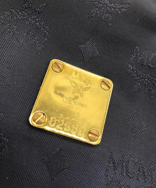 MCM（エムシーエム）MCM (エムシーエム) ナイロントートバッグ ネイビーの古着・服飾アイテム