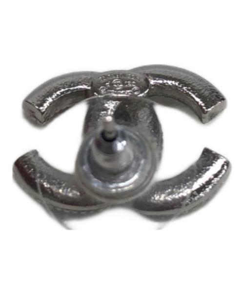 CHANEL（シャネル）CHANEL (シャネル) ラインストーンココマークピアス シルバーの古着・服飾アイテム