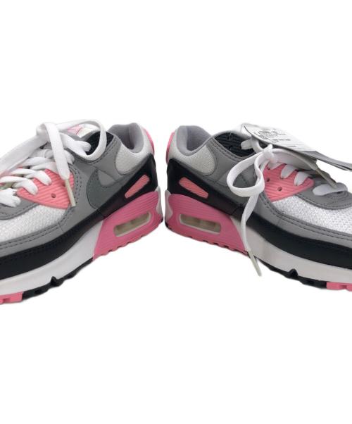 NIKE（ナイキ）NIKE (ナイキ) ローカットスニーカー ホワイト×ピンク×ブラック サイズ:24 未使用品の古着・服飾アイテム