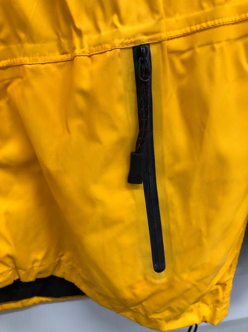 MAMMUT（マムート）MAMMUT (マムート) マウンテンパーカー ブラック×イエロー サイズ:SIZE　Lの古着・服飾アイテム