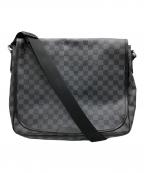 LOUIS VUITTONルイ ヴィトン）の古着「メッセンジャーバッグ」｜ブラック