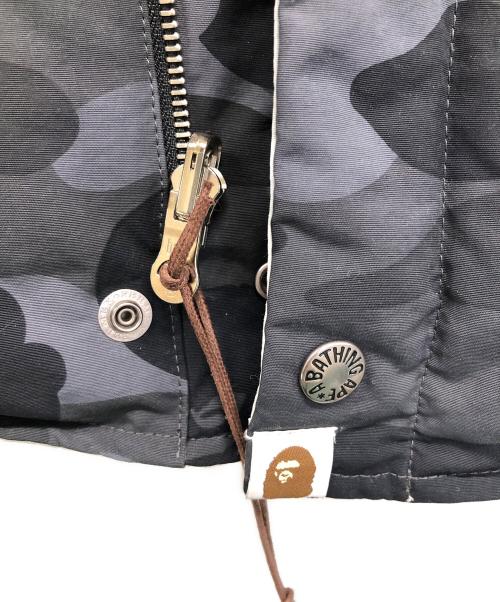 A BATHING APE（ア ベイシング エイプ）A BATHING APE (ア ベイシング エイプ) リバーシブルダウンジャケット ブラック サイズ:Lの古着・服飾アイテム