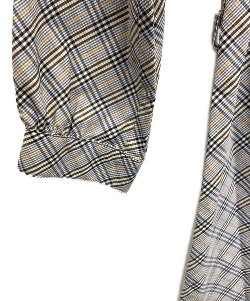 BURBERRY BLUE LABEL（バーバリー ブルー レーベル）BURBERRY BLUE LABEL (バーバリーロンドンブルーレーベル) 長袖シャツ ブルー×グレー サイズ:38 未使用品の古着・服飾アイテム
