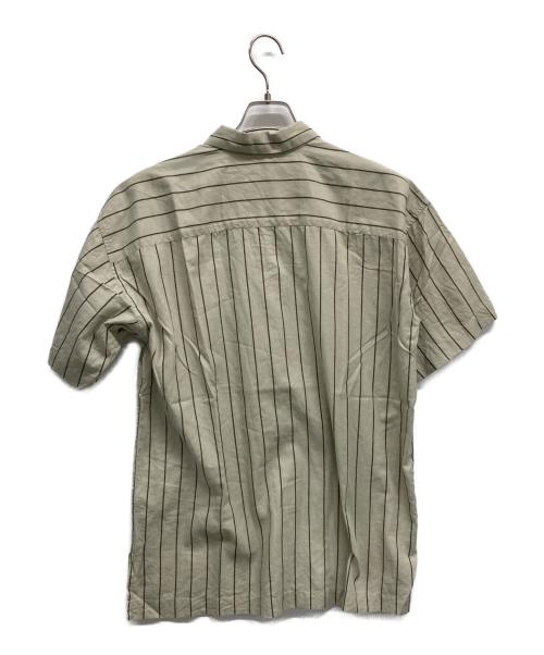 ISSEY MIYAKE MEN（イッセイミヤケメン）ISSEY MIYAKE MEN (イッセイミヤケメン) 半袖シャツ ベージュ サイズ:SIZE Mの古着・服飾アイテム