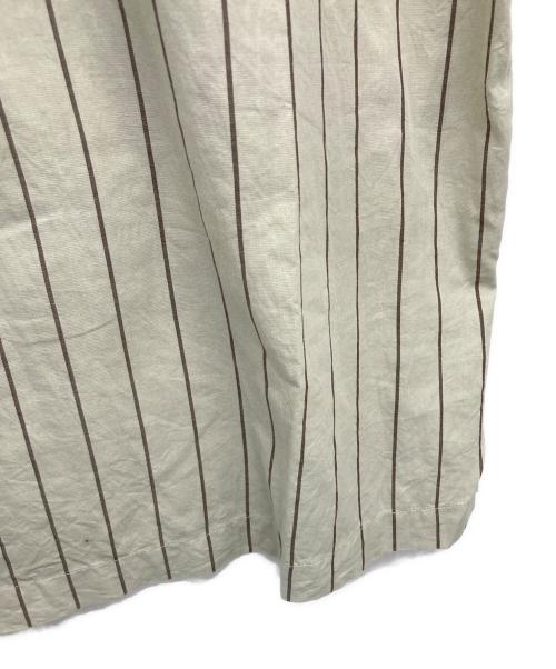 ISSEY MIYAKE MEN（イッセイミヤケメン）ISSEY MIYAKE MEN (イッセイミヤケメン) 半袖シャツ ベージュ サイズ:SIZE Mの古着・服飾アイテム