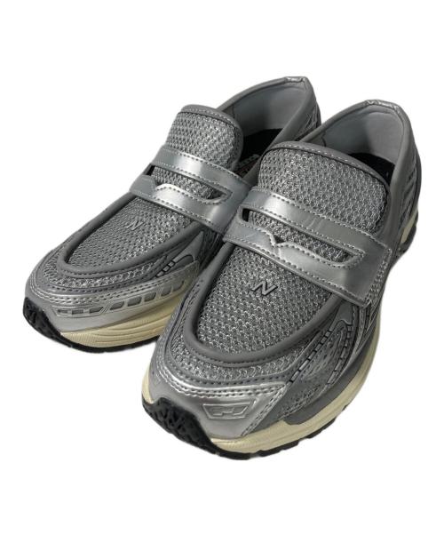 NEW BALANCE（ニューバランス）NEW BALANCE (ニューバランス) ローカットスニーカー　New Balance 1906L Metallic Silver グレー サイズ:24の古着・服飾アイテム