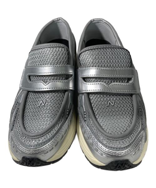 NEW BALANCE（ニューバランス）NEW BALANCE (ニューバランス) ローカットスニーカー　New Balance 1906L Metallic Silver グレー サイズ:24の古着・服飾アイテム