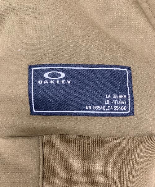 OAKLEY（オークリー）OAKLEY (オークリー) 中綿ジャケット カーキ サイズ:Lの古着・服飾アイテム