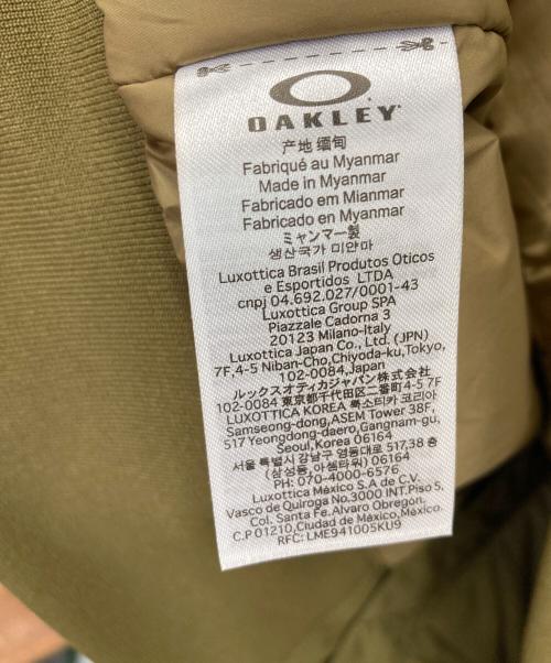 OAKLEY（オークリー）OAKLEY (オークリー) 中綿ジャケット カーキ サイズ:Lの古着・服飾アイテム
