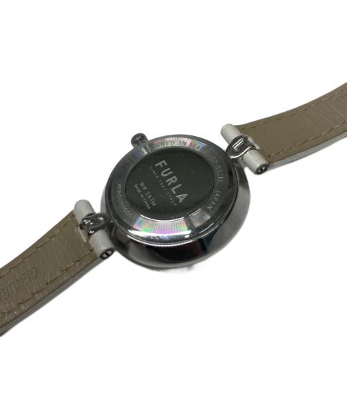 FURLA（フルラ）FURLA (フルラ) フルラロゴリンクス シルバーの古着・服飾アイテム