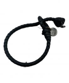 BOTTEGA VENETA（ボッテガベネタ）の古着「イントレチャートブレスレット」｜ブラック