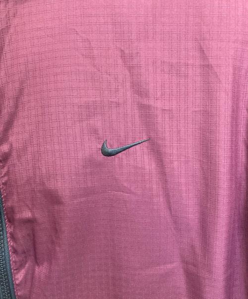 NIKE（ナイキ）NIKE (ナイキ) リバーシブルダウンジャケット ボルドー×ブラック サイズ:Lの古着・服飾アイテム