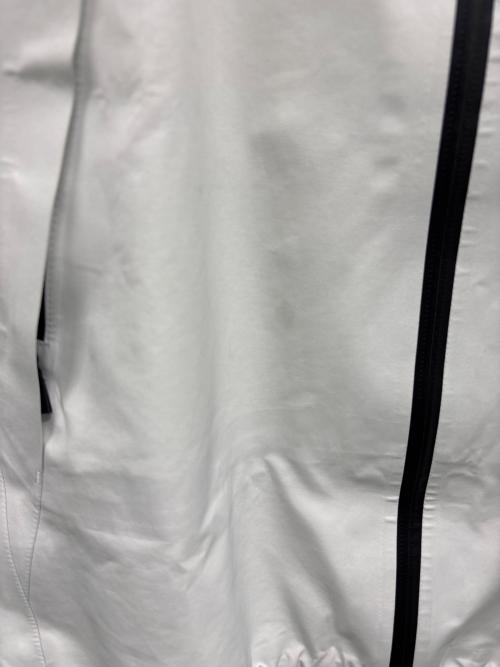 THE NORTH FACE（ザ ノース フェイス）THE NORTH FACE (ザ ノース フェイス) Undyed GTX Jacket ホワイト サイズ:Mの古着・服飾アイテム