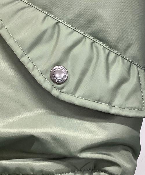 AVIREX（アヴィレックス）AVIREX (アヴィレックス) ブルゾン カーキ サイズ:FREEの古着・服飾アイテム