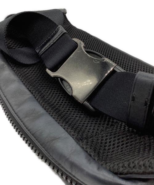 COACH（コーチ）COACH (コーチ) ウエストバッグ ブラウン×ブラックの古着・服飾アイテム