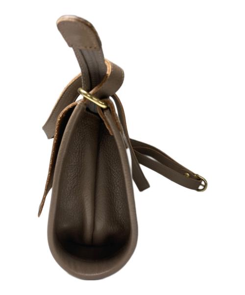 IL BISONTE（イル ビゾンテ）IL BISONTE (イル ビゾンテ) ショルダーバッグ ベージュの古着・服飾アイテム