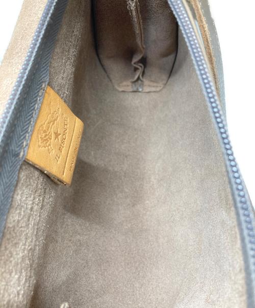 IL BISONTE（イル ビゾンテ）IL BISONTE (イル ビゾンテ) ショルダーバッグ ベージュの古着・服飾アイテム