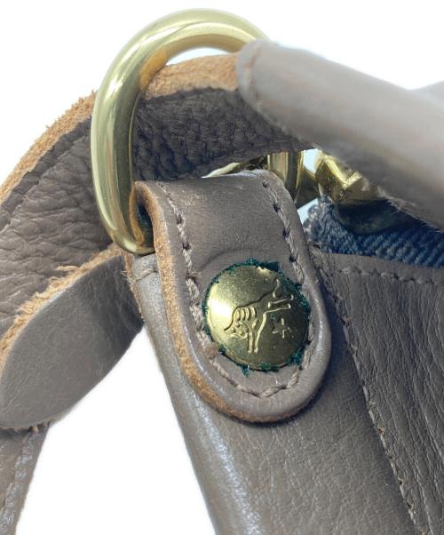 IL BISONTE（イル ビゾンテ）IL BISONTE (イル ビゾンテ) ショルダーバッグ ベージュの古着・服飾アイテム