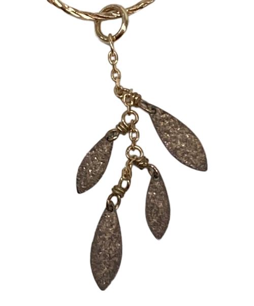 AGATHA（アガタ）AGATHA (アガタ) リーフチャームピアスの古着・服飾アイテム