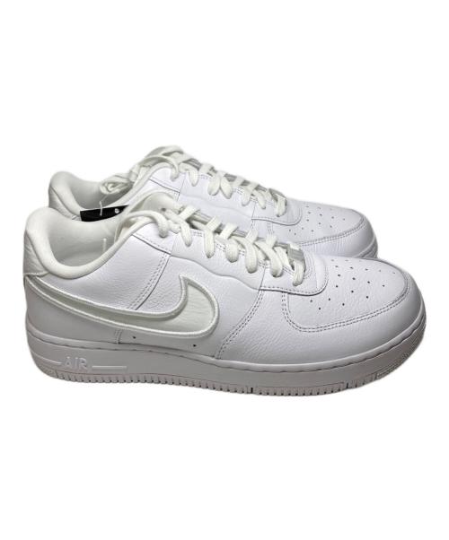 NIKE（ナイキ）NIKE (ナイキ) ローカットスニーカー ホワイト サイズ:27の古着・服飾アイテム