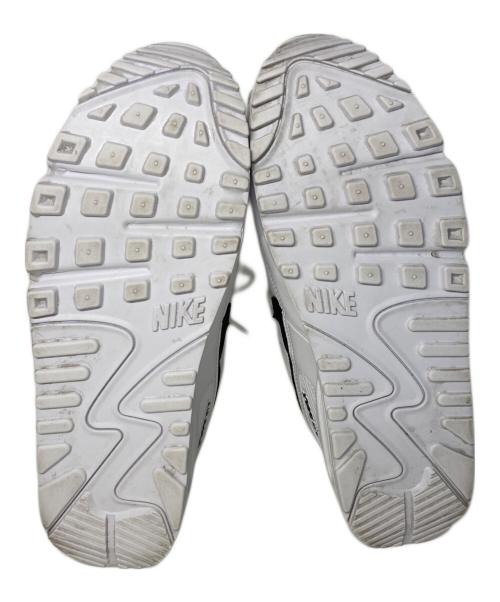 NIKE（ナイキ）NIKE (ナイキ) スニーカー ホワイト×ブラック サイズ:27.5の古着・服飾アイテム