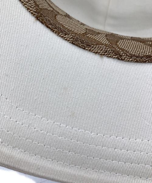 COACH（コーチ）COACH (コーチ) キャップ アイボリー サイズ:MLサイズ 未使用品の古着・服飾アイテム