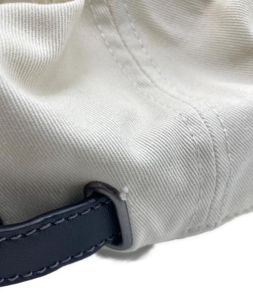 COACH（コーチ）COACH (コーチ) キャップ アイボリー サイズ:MLサイズ 未使用品の古着・服飾アイテム