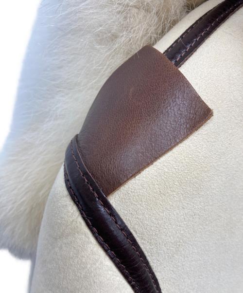 AVIREX（アヴィレックス）AVIREX (アヴィレックス) Aero Leather B-7 ムートン アラスカンコート ベージュ×ブラウン サイズ:38 未使用品の古着・服飾アイテム