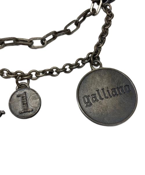 JOHN GALLIANO（ジョンガリアーノ）JOHN GALLIANO (ジョンガリアーノ) パイレーツネックレス アイボリー×ブラックの古着・服飾アイテム