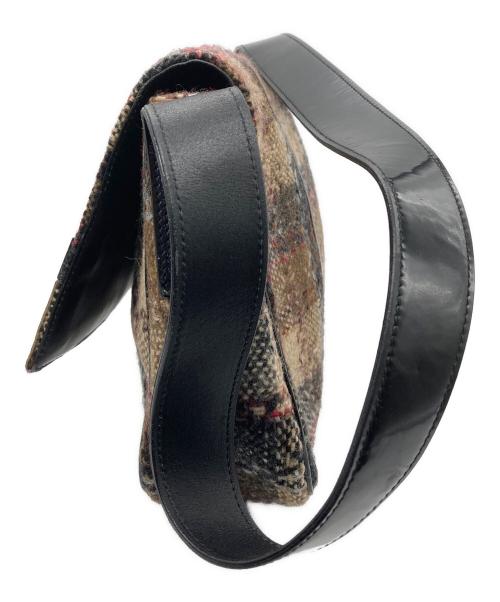 BURBERRY（バーバリー）BURBERRY (バーバリー) ショルダーバッグ マルチカラーの古着・服飾アイテム