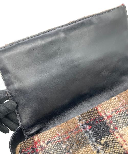 BURBERRY（バーバリー）BURBERRY (バーバリー) ショルダーバッグ マルチカラーの古着・服飾アイテム