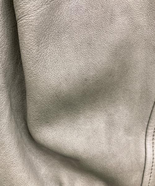 HUNTING WORLD（ハンティングワールド）HUNTING WORLD (ハンティングワールド) ラムレザーダッフルジャケット カーキ サイズ:SIZE 50の古着・服飾アイテム