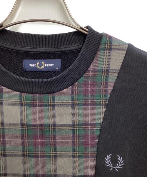 FRED PERRY（フレッドペリー）FRED PERRY (フレッドペリー) タータンパネルスウェットシャツ ブラック×グレー サイズ:SIZE Mの古着・服飾アイテム