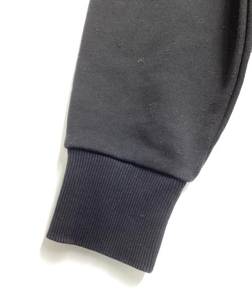 FRED PERRY（フレッドペリー）FRED PERRY (フレッドペリー) タータンパネルスウェットシャツ ブラック×グレー サイズ:SIZE Mの古着・服飾アイテム