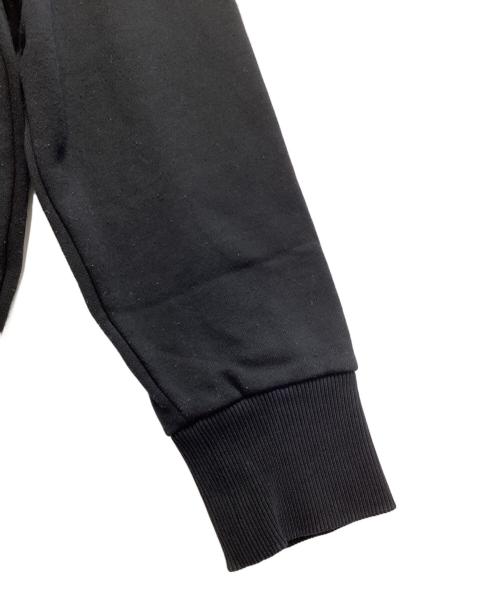 FRED PERRY（フレッドペリー）FRED PERRY (フレッドペリー) タータンパネルスウェットシャツ ブラック×グレー サイズ:SIZE Mの古着・服飾アイテム