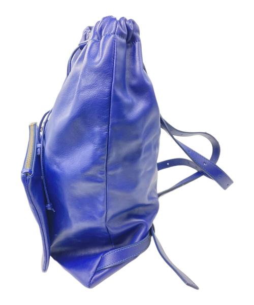 MM6 Maison Margiela（エムエムシックスメゾンマルジェラ）MM6 Maison Margiela (エムエムシックスメゾンマルジェラ) 巾着レザーリュック ブルーの古着・服飾アイテム