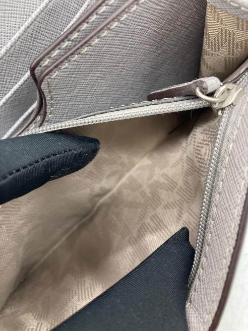 MICHAEL KORS（マイケル・コース）MICHAEL KORS (マイケル・コース) ショルダーバッグ グレーの古着・服飾アイテム