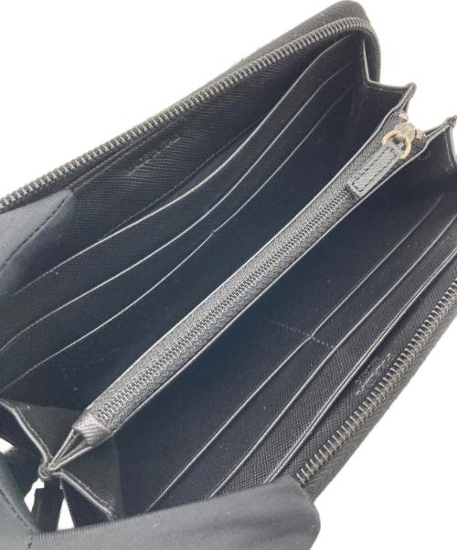 PRADA（プラダ）PRADA (プラダ) ラウンドファスナー財布 ブラックの古着・服飾アイテム