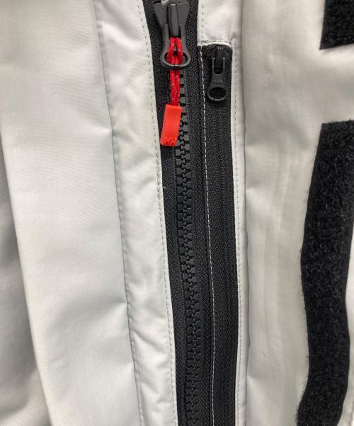 HELLY HANSEN（ヘリーハンセン）HELLY HANSEN (ヘリーハンセン) スノーボードウェア(ジャケット) ライトグレー サイズ:Sの古着・服飾アイテム