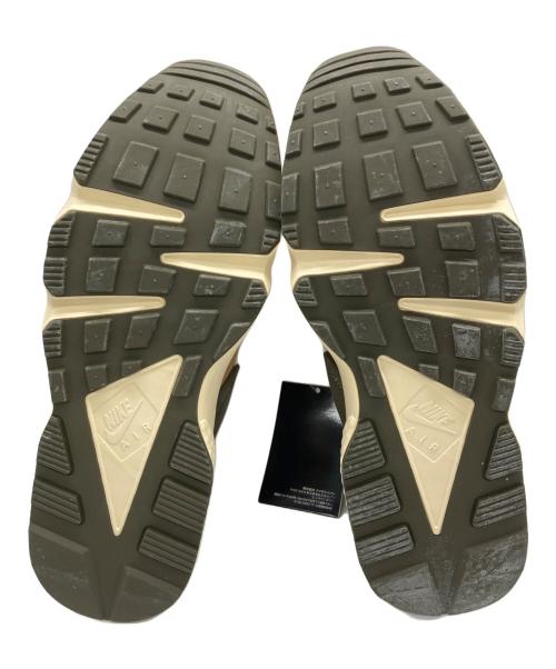 NIKE（ナイキ）NIKE (ナイキ) stussy (ステューシー) ローカットスニーカーAIR HUARACHE LE　DD1381-200 ベージュ サイズ:28.5の古着・服飾アイテム