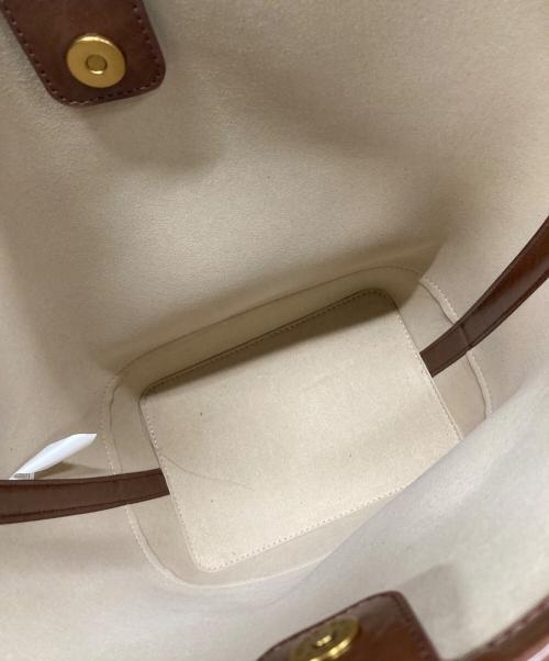 CHARLES & KEITH（チャールズアンドキース）CHARLES & KEITH (チャールズアンドキース) バケツ型トートバッグ ブラウンの古着・服飾アイテム