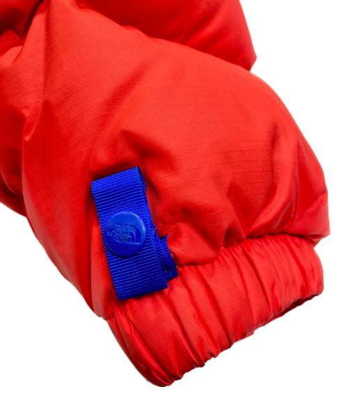 THE NORTH FACE（ザ ノース フェイス）THE NORTH FACE (ザ ノース フェイス) ダウンジャケット ブルー×レッド サイズ:Mの古着・服飾アイテム