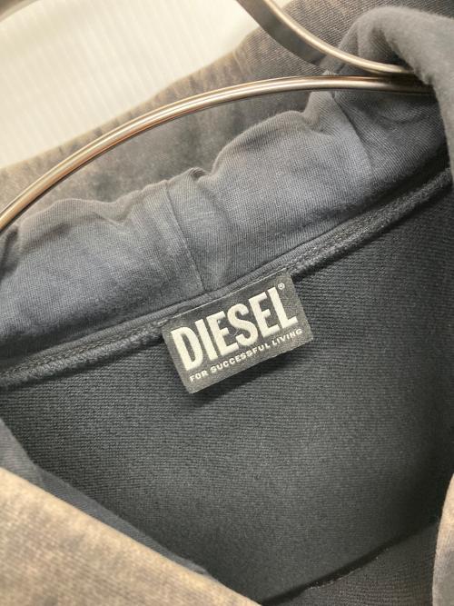 DIESEL（ディーゼル）DIESEL (ディーゼル) プルオーバーパーカー グレー サイズ:XSの古着・服飾アイテム