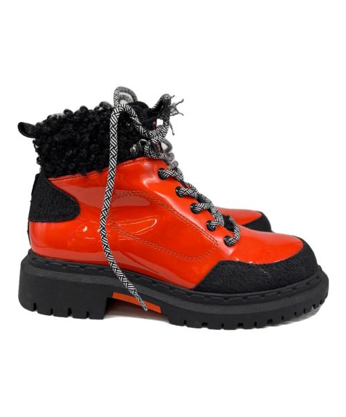 Desigual（デシグアル）Desigual (デシグアル) レースアップシューズ ブラック×オレンジ サイズ:24の古着・服飾アイテム