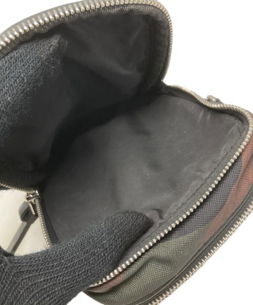 MONCLER（モンクレール）MONCLER (モンクレール) ショルダーバッグ ブラックの古着・服飾アイテム